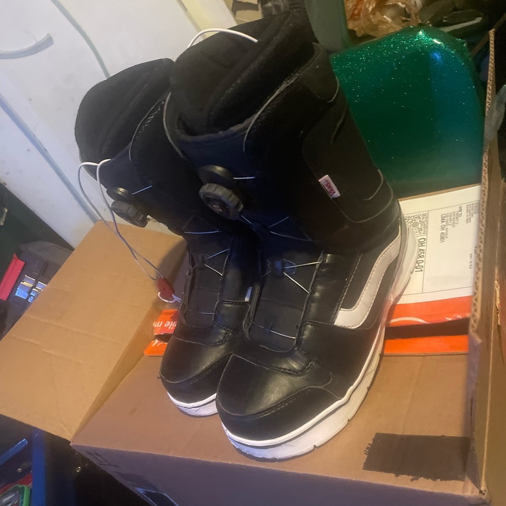 Vans encore size 10